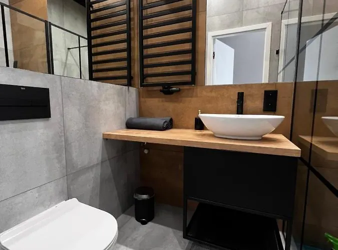 - Plac Jana Pawla Ii Centrum Apartment Wroclaw