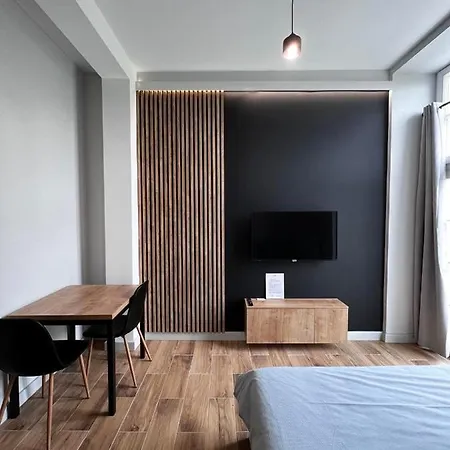 - Plac Jana Pawla Ii Centrum Apartament