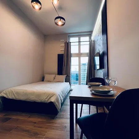 - Plac Jana Pawla Ii Centrum Апартаменти Вроцлав