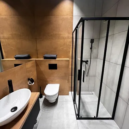 - Plac Jana Pawla Ii Centrum Apartament