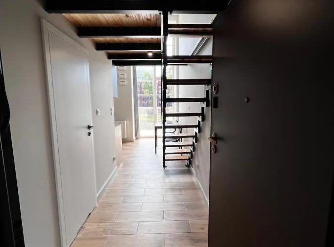 - Plac Jana Pawla Ii Centrum Апартаменти