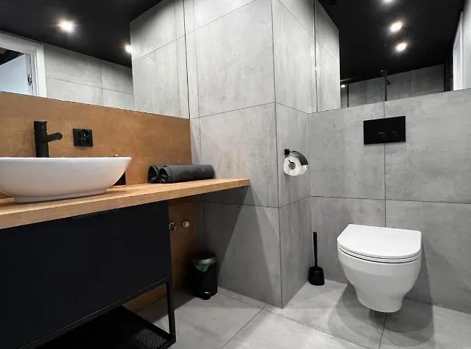 - Plac Jana Pawla Ii Centrum Вроцлав