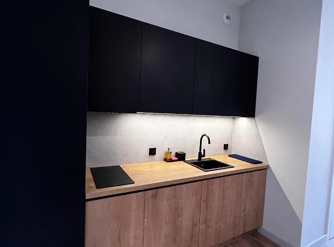 - Plac Jana Pawla Ii Centrum Апартаменти *