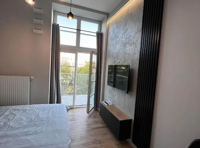 - Plac Jana Pawla Ii Centrum *