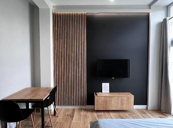 - Plac Jana Pawla Ii Centrum Апартаменти