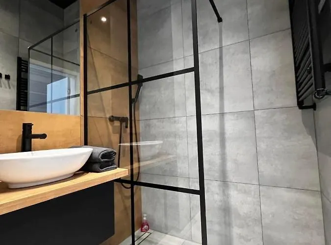 - Plac Jana Pawla Ii Centrum Апартаменти