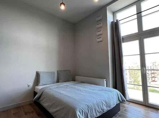 - Plac Jana Pawla Ii Centrum Апартаменти Вроцлав